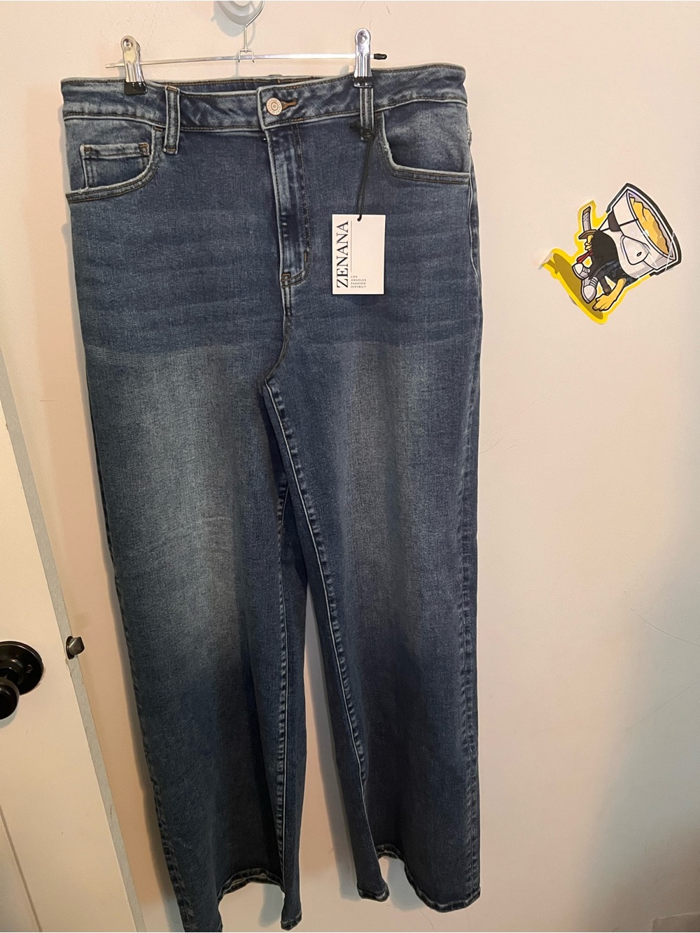 Zenana Outfitters Women's Straight Leg Jeans in Medium-Dark Blue